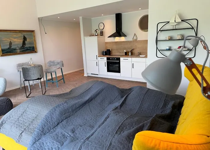 شقة #4 Ommi Kese Pirat Sauna Balkon Seeblick Olpe bei Meschede